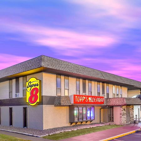 Super 8 By Wyndham Windsor/Madison North Exterior foto