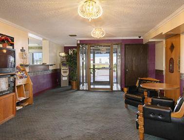 Super 8 By Wyndham Windsor/Madison North Interior foto